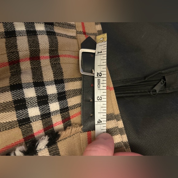 SOLD Beautiful Vintage Pleated Wool Burberrys Novacheck Buckled Skirt - Picture 12 of 13